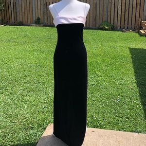 ELEGANT VELVET DRESS